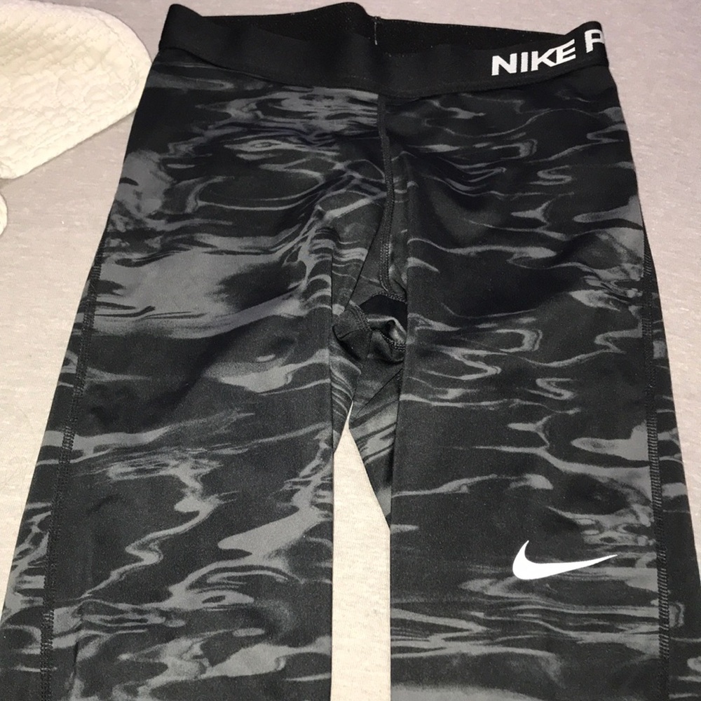 nike leggings